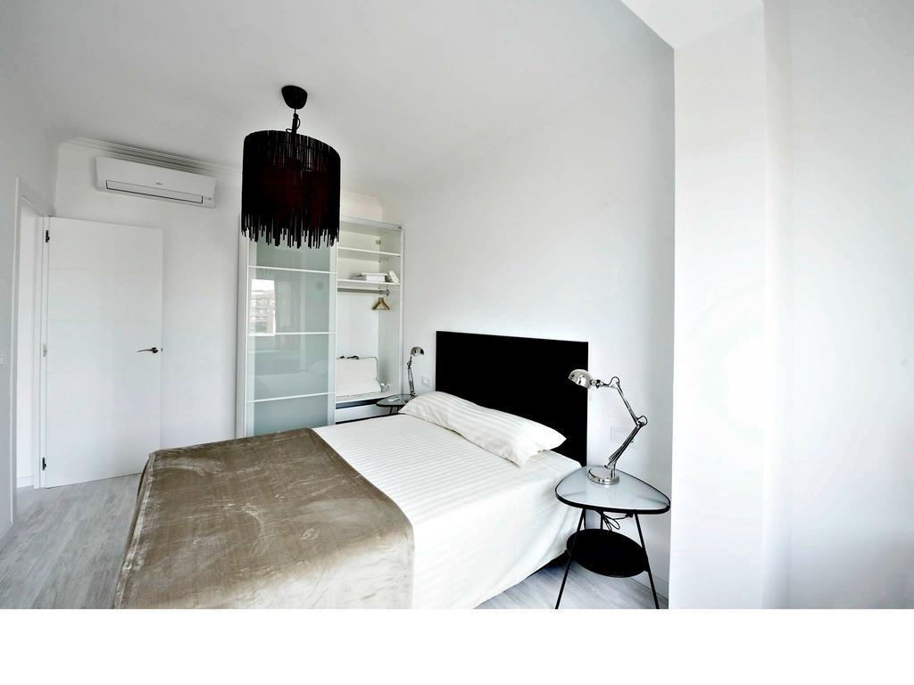 Nim Sagrada Familia 2 Apartment Barcelona Phòng bức ảnh