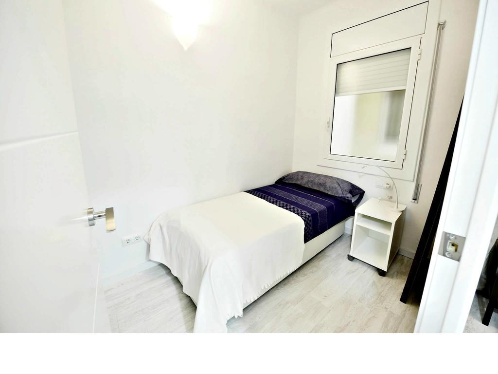 Nim Sagrada Familia 2 Apartment Barcelona Phòng bức ảnh